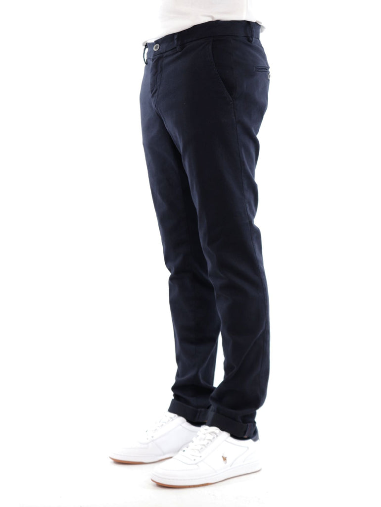 48504.BLU_3.jpg