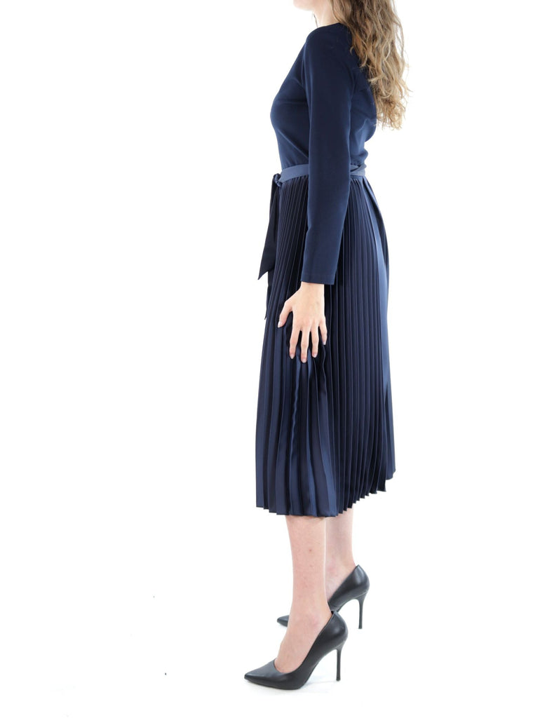 48684.BLU_3.jpg