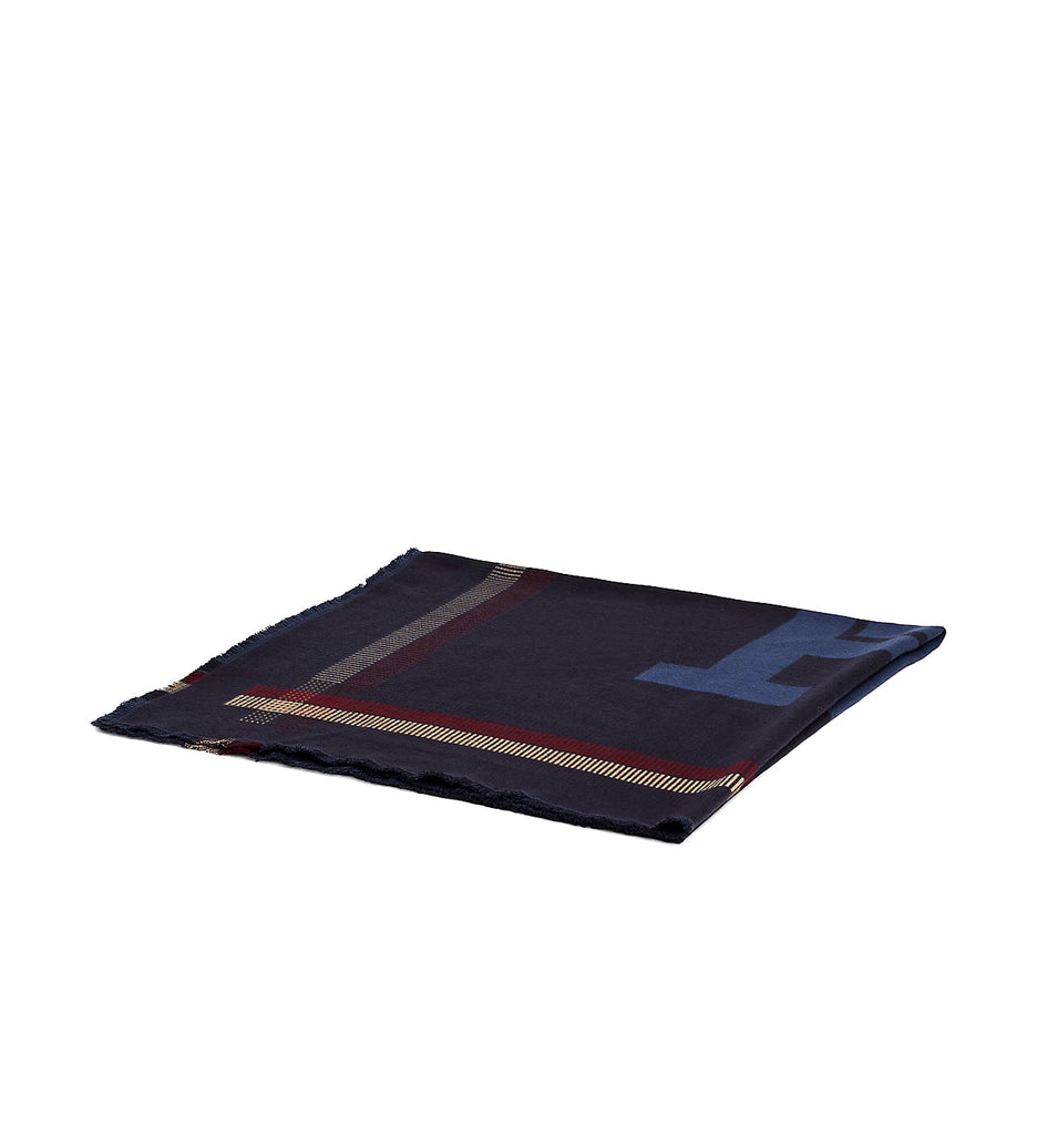 48551.BLU_2.jpg